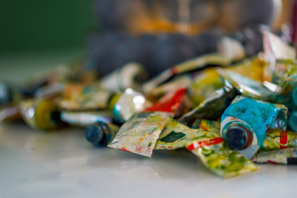 Dispose Paint Waste